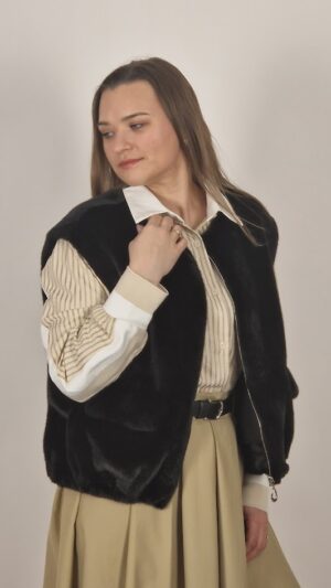 Liemenė „Audinės kailis”